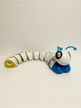 Fisher Price Code A Pillar Twist Think and Learn Caterpillar Toy + 7 Segments